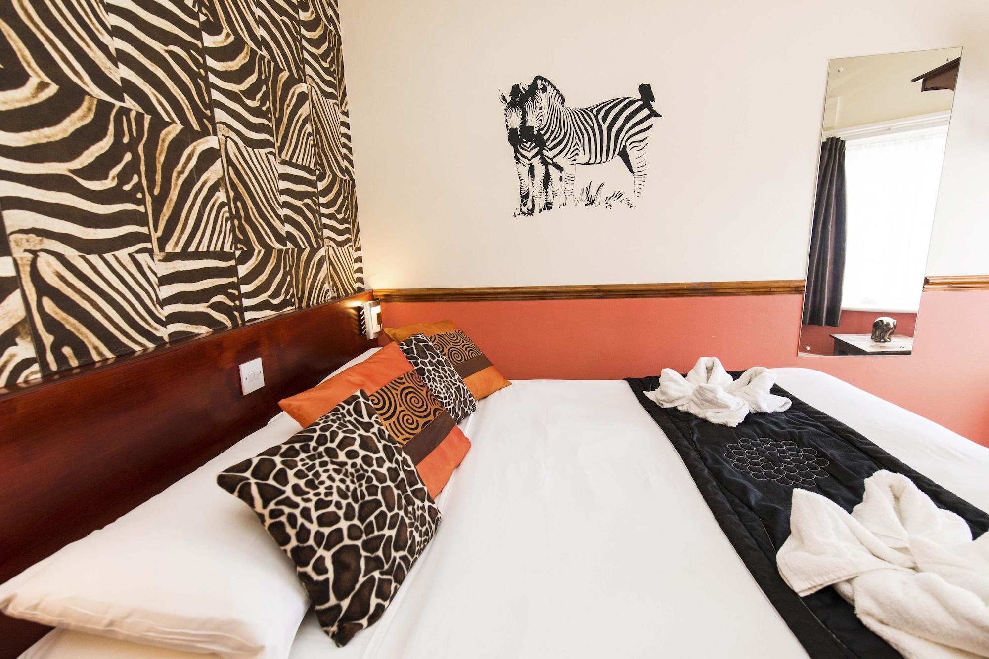 The Scarborough Travel And Holiday Lodge Extérieur photo