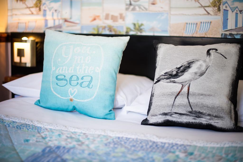 The Scarborough Travel And Holiday Lodge Extérieur photo