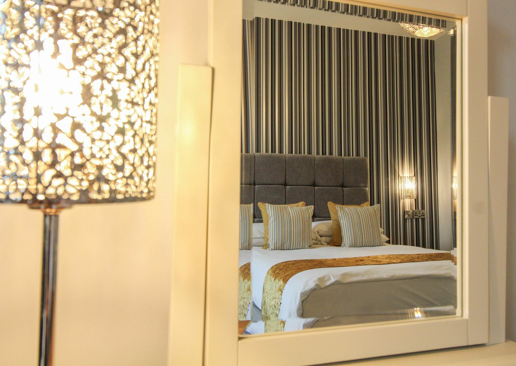 The Scarborough Travel And Holiday Lodge Extérieur photo